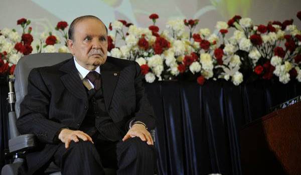 Abdelaziz Bouteflikaou l'autoritarisme vertical.