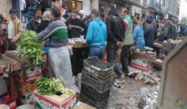 Chacun fait sa loi dans nos rues. Aucun respect ni hygiène.