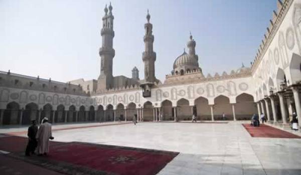 L'université d'El-Azhar au Caire : un foyer de "salafistes"...