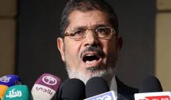 Le président Morsi commence à sévir dans la presse.