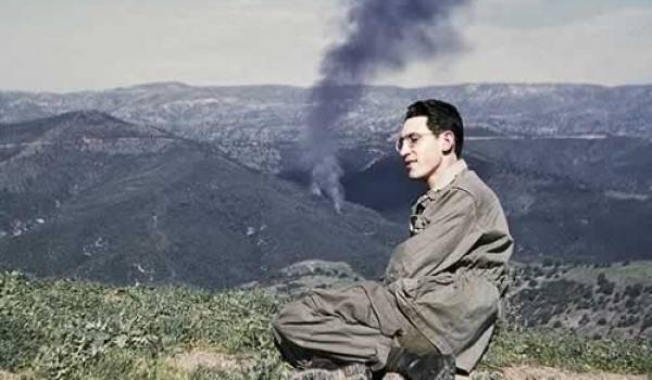 L'armée française n'a pas utilisé que du napalm, comme sur la photo Gérard Von Der Linden en 1960 en Kabylie.