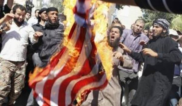 Violentes manifestations arabes ce vendredi contre les ambassades américaines