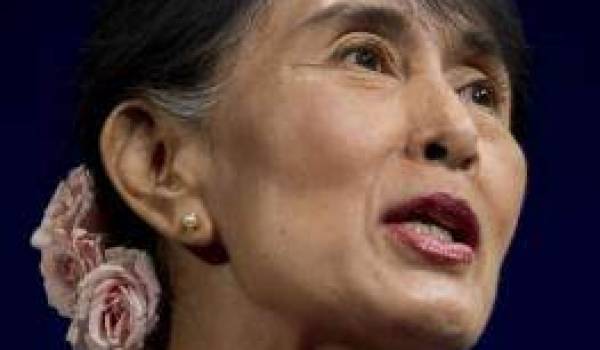 Ang San suu Kyi