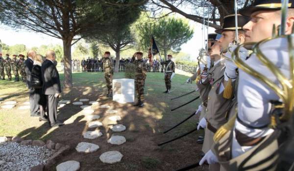 Hommage officiel de la France rendu à Bigeard ce mardi 20 novembre 2012.