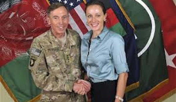 Paula Broadwell et David Petraeus