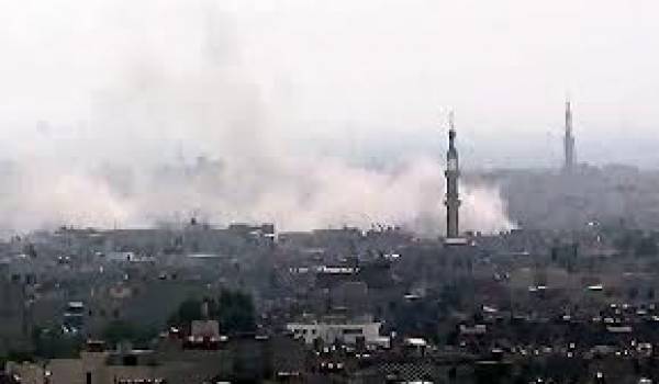 Aveugle, sanguinaire le régime bombarde le peuple de Damas.