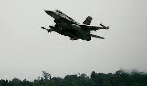 L'aviation israélienne viole l'espace libanais et attaque un convoi syrien