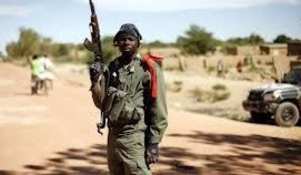 Des témoignages font état de scènes de pillages de la part de l'armée malienne