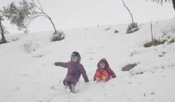 Ls premières neiges sont tombées sur le Djurdjura et le massif blidéen. 