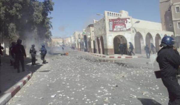 A Ghardaïa, la police a utilisé des balles en caoutchou contre les manifestants.