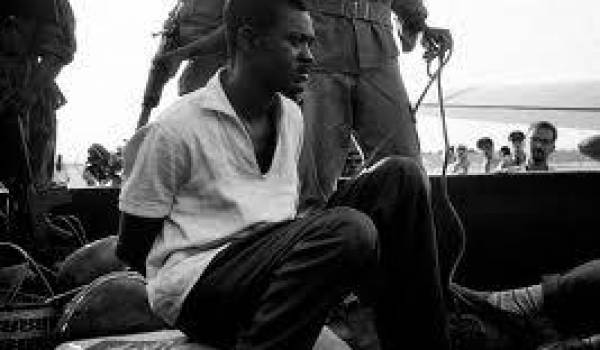 Patrice Lumumba, lors de son arrestation.