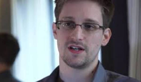  Edward Snowden a demandé l'asile politique à l'Equateur.