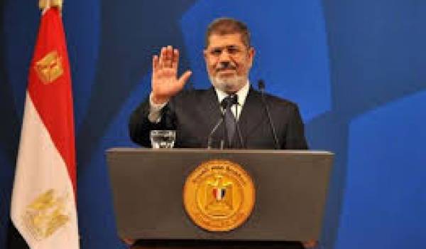 Mohamed Morsi dans les griffes de la justice militaire.