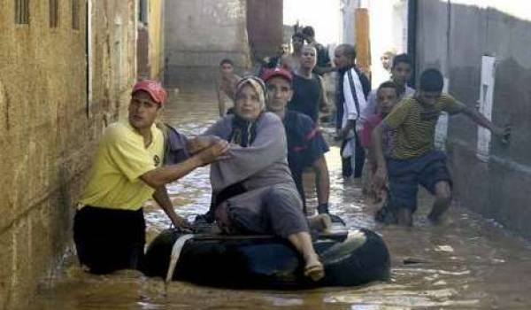 Les habitants de l'Est algérien submergés par les eaux de pluie.