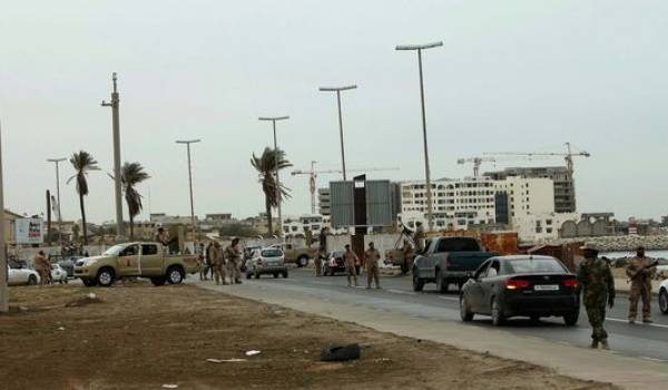 Point de contrôle à Tripoli.