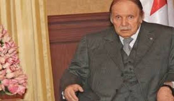 Malgré un bilan économique calamiteux, malgré sa maladie, son âge, Bouteflika, en vrai potentat arabe se représente pour mourir au pouvoir.