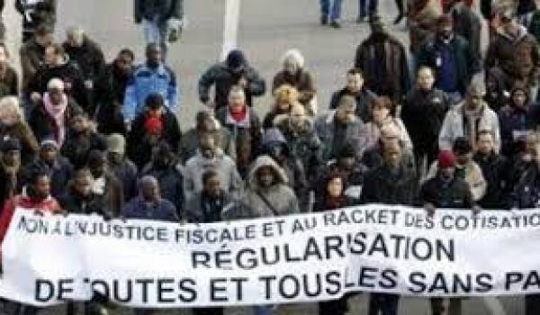 De nombreuses marches ont été organisées pour la régularisation des sans papiers.