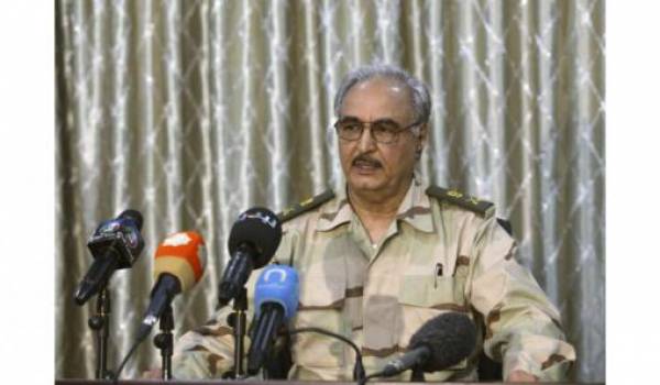 Le général à la retraite Khalifa Haftar serait-il l'homme des Américains ?