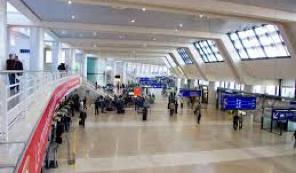 La mesure de suppression touchera en premier l'aéroport d'Alger.