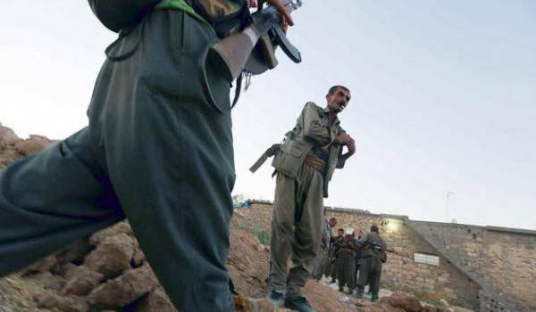 Les combattants kurdes se dressent sur le chemin des djihadistes.