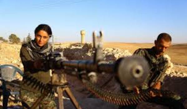 Les Kurdes résistent avec peu de moyens devant l'avancée des djihadistes de l'EI.