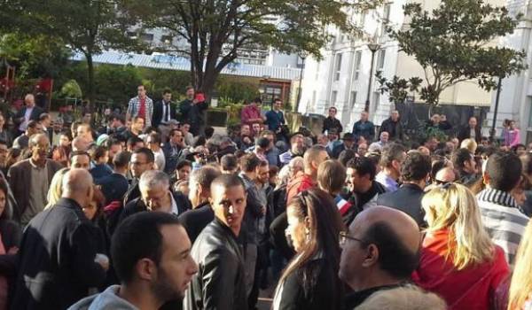 Une foule nombreuse est venue assister à l'inauguration de la place Slimane-Azem.