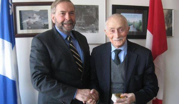 Ali Yahia Abdennour avec Thomas J. Mulcair, chef de l’opposition au Canada