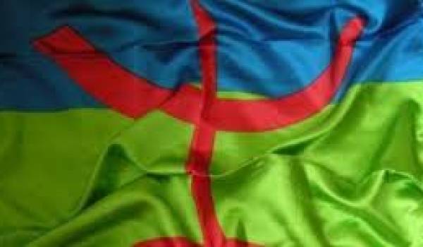 La disparition de tamazight est programmée voire organisée par les pouvoirs de la région.