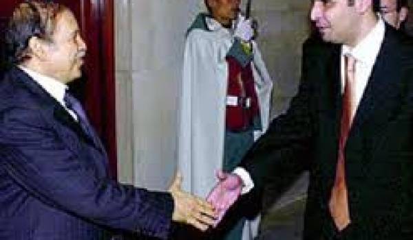 Moumen Khalifa reçu en grandes pompes par Bouteflika, du temps où le jeune magnat sponsorisait le pouvoir.