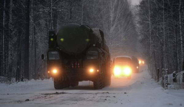 Russie: tir d'essai réussi d'un missile intercontinental Topol