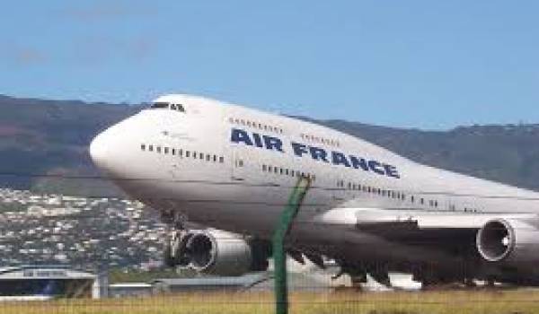 Le collectif contre la cherté des transports vers l'Algérie épingle Air France