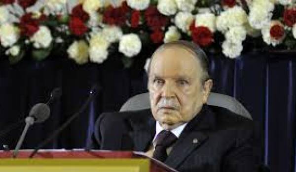 Bouteflika, l'homme par qui l'immobilisme et la gabegie à grande échelle sont arrivés.