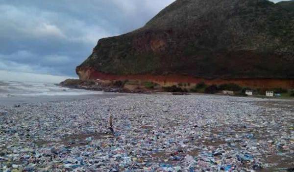 La pollution a atteint un seuil inquiétant sur la côté est de Bejaia.