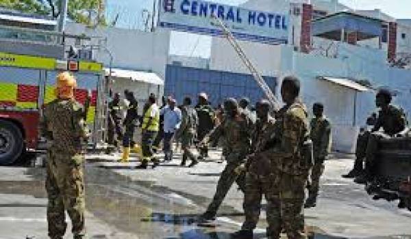 Somalie : des kamikazes néerlandais ont attaqué un hôtel à Mogadiscio