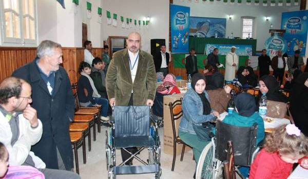  50 fauteuils roulants aux femmes de Larbaa et Bouinane