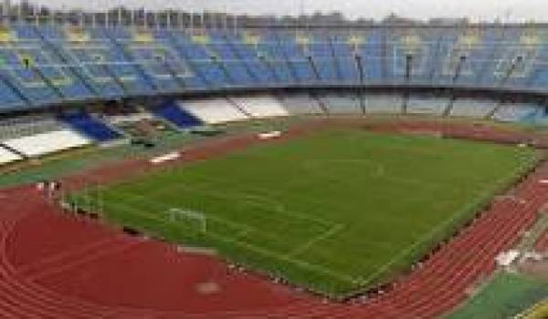 Le stade aura enfin sa nouvelle pelouse.