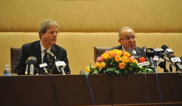 Ramtane Lamamra et le chef de la diplomatie italienne, Paolo Gentiloni.