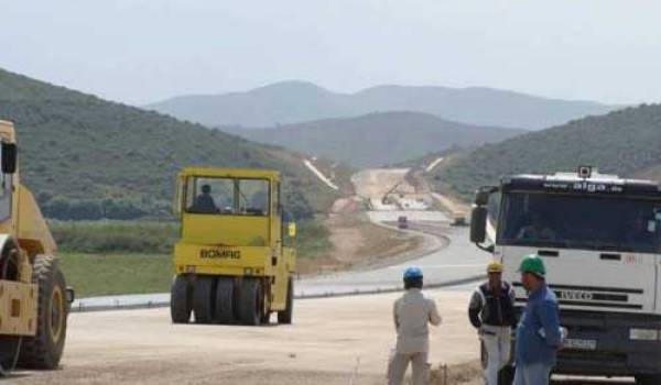 L'autoroute la plus chère du monde est algérienne, elle est toujours en chantier...