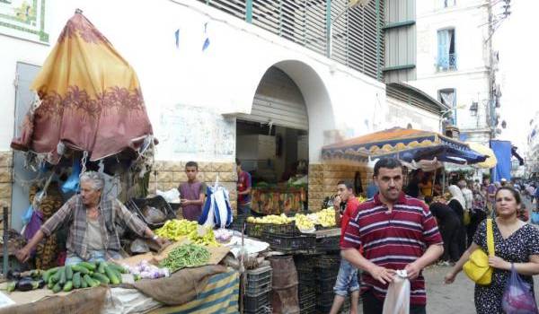 Les prix des légumes ont atteint les sommets.