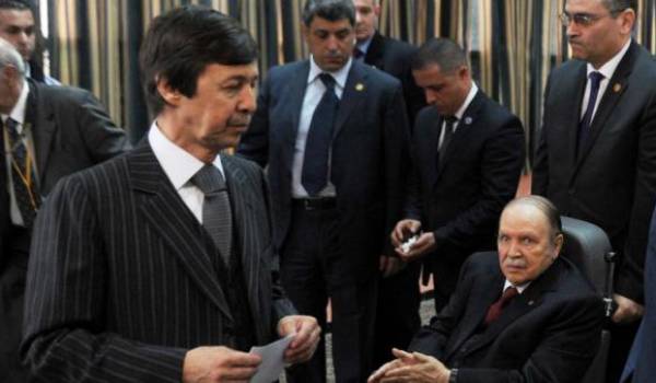 Said et son frère Abdelaziz Bouteflika tiennent le destin de tout un pays entre leurs mains.