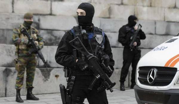 Les services de sécurité belges sur le pied de guerre contre la menace terroriste.