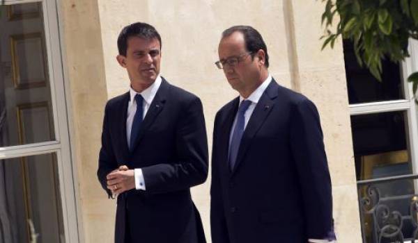 François Hollande et Manuel Valls franchissent le Rubicon en pronant la déchéance de la nationalité.