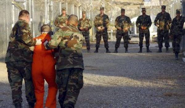 Lecamp-prison de Guantánamo compte encore 102 détenus dont huit Algériens