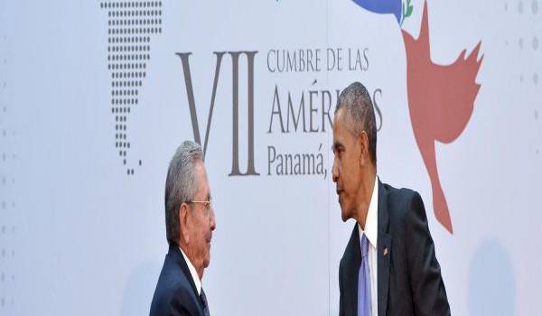 Cette poignée de main entre Raul Castro et Obama a sonné le glas de l'antiaméricanisme latino-américain.