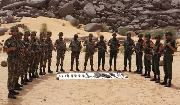 Un canon et cinq kg de matières explosives découverts.