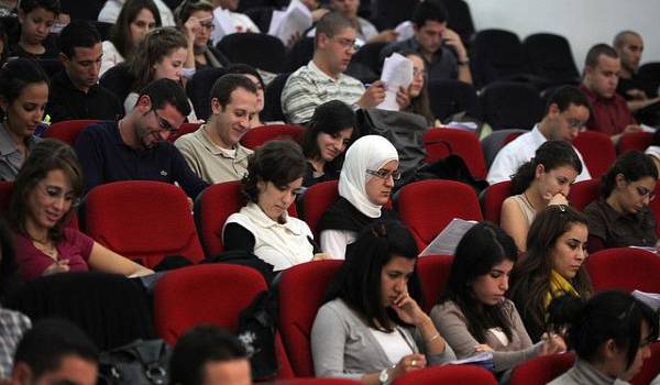 Les statistiques sur la déperdition universitaire sont effarantes.