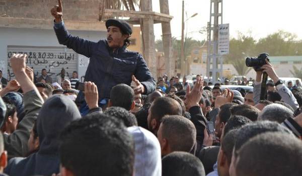 Toutes les manifestations comme celles des chômeurs de Ouargla sont interdites et réprimées par le pouvoir.