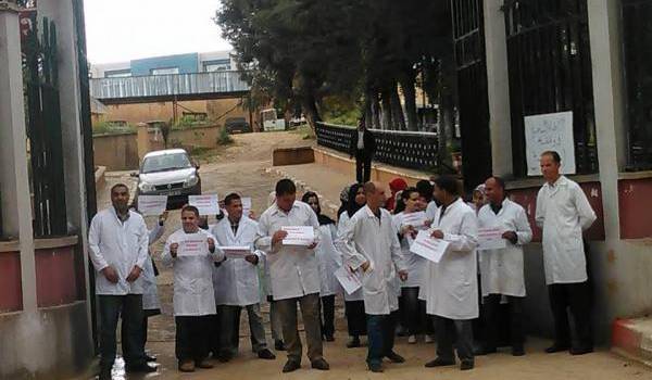 Sit-in des vétérinaires à Tiaret