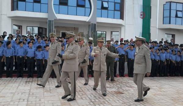 Une fois la retraite, les officiers de l'armée sont désormais priés de se taire.