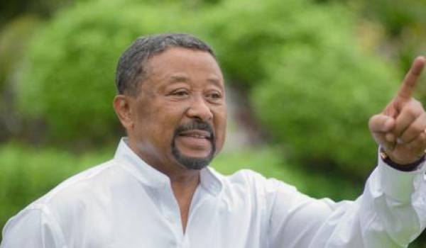 Jean Ping se proclame président du Gabon